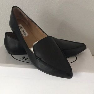 *NEW Flats (never worn)